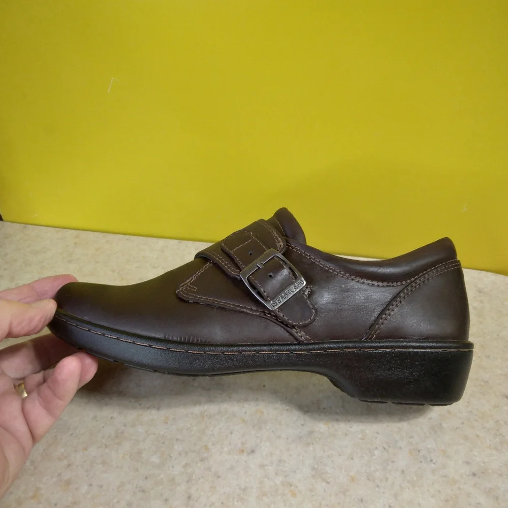 Eastland Sherri Clogs, women's size 7.5 - Picture 9 of 10